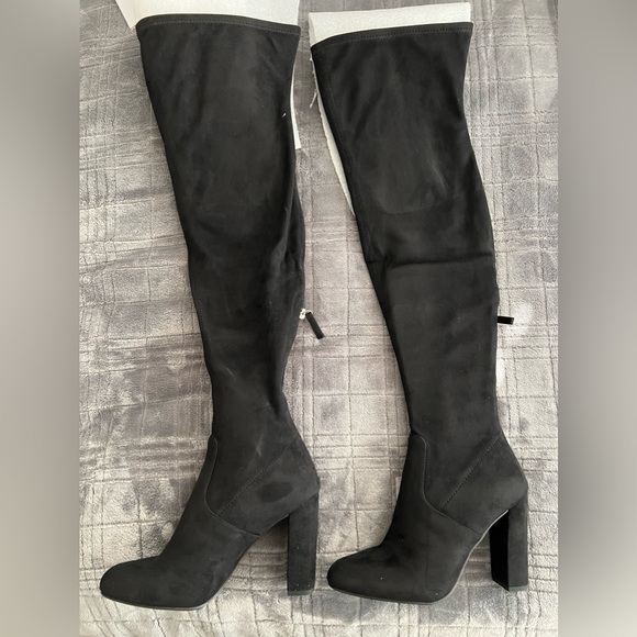 Steve Madden “Emotions” over the knee suede boots - Picture 1 of 4